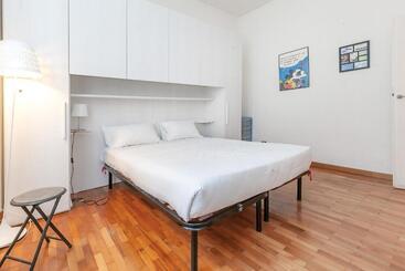 پانسیون Double Room In The Center Of Milan   2