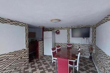 펜션 Casa Alexandra Junior