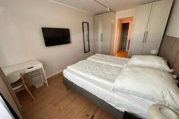 پانسیون Elbi Apartment