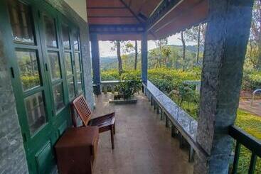 ホテル Zoz Vagamon