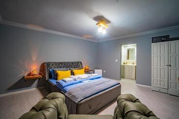 酒店 Gökbük Sereni̇ty