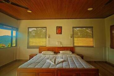 Vrindavan Valley Natural Resort