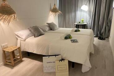 Collection Port   B&b Boutique , Alicante Center