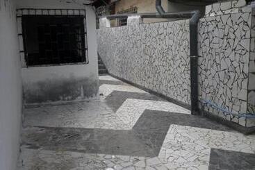 هتل آپارتمان Cosy Home