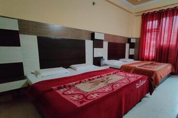 Hotell Krishna Deluxe
