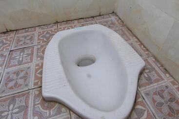 Szálloda Oyo Life 93125 Kos Bale Lumbung Syariah