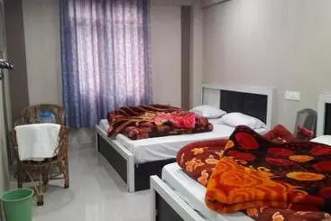 Hotel Guptkashi Prithvi Yatra