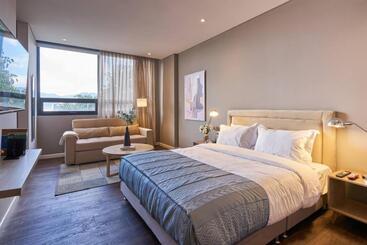 Hostel Caluce Hab 403 By Letoh