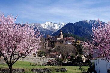 בית מלון כפרי Hôtel Les Sources