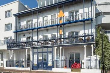 Hotel Royal London Yacht Club