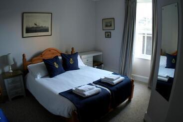 Hotel Royal London Yacht Club