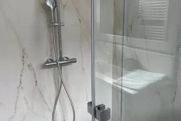 Pension Chambres D Hôtes Raffinées Avec Piscine à La Flèche, Proche Zoo Et Prytanée National   Fr 1 410 417