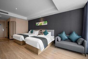 Hotel Thank Inn Plus Zhuji High Speed Railway Statio Wangyun Road