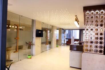 Hotel Sweettime Restaurant And Banquet