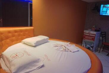 L Motel 1001 Noites   Ceilândia