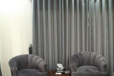 膳宿费 Grand Royal