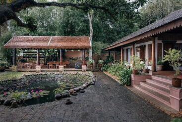 Resort Blusalzz Villa Muhamma, Alleppey Kerala