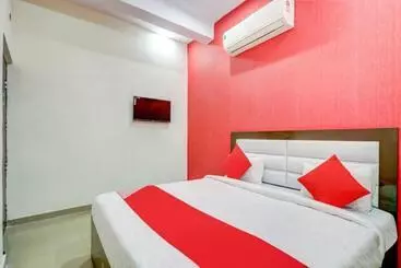 Hotel Pop Purple Orchid