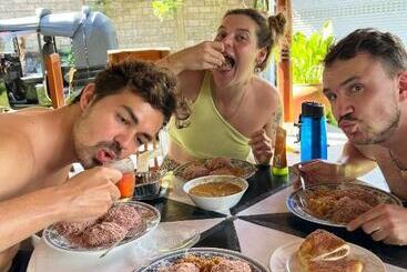 住宿加早餐  Tharurashmi Sea Pond Villa & Surf Hostel   Hiriketiya