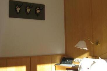 تختخواب و صبحانه Pension Muggengrat