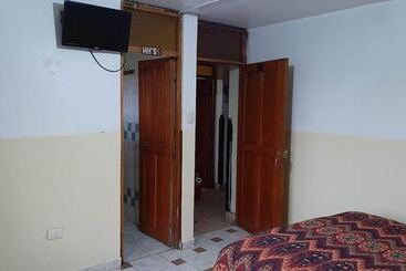 פונדק Hospedaje Wayky