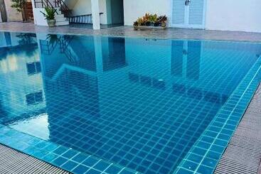 호텔 Mayflower Grande Suite