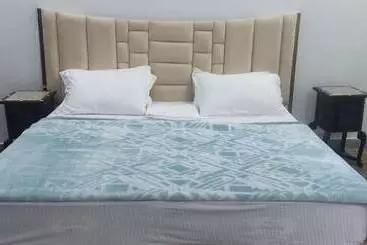 هتل The Palm Bliss Resort