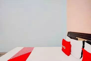 Hotelli Senja Syariah By Oyo