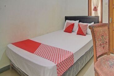 בית מלון כפרי Spot On 92281 Susupuan Kostneartaman Deki Lestari