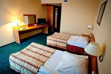 Hotel Atut W Licheniu