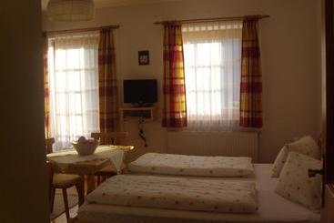 בית מלון כפרי Guggenbergerhof