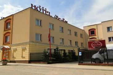 Hotel & Restauracja San Remo