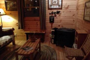 Отель Valle Crucis Farm