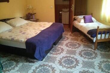 בית מלון כפרי Zbójna Debra