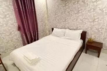 هتل Friendzones