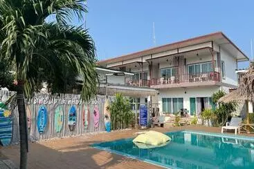 پانسیون Baancaptainhook Pool Kohlarn