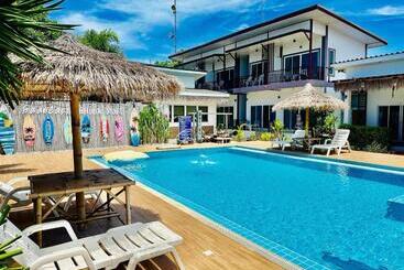 Pension Baancaptainhook Pool Kohlarn