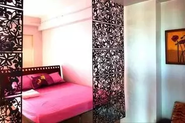 ペンション B Backpackers Transient