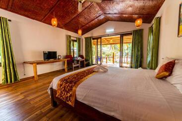 酒店 Dugong Resort Phu Quoc