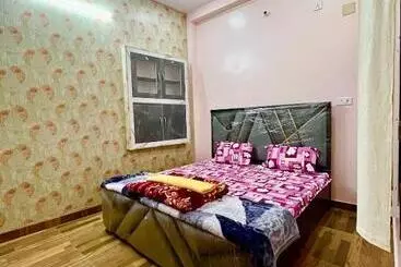 Majatalo Trilok Residency   Dashashwamedh Varanasi