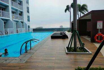 Lägenhetshotell Smdc Breeze Residence