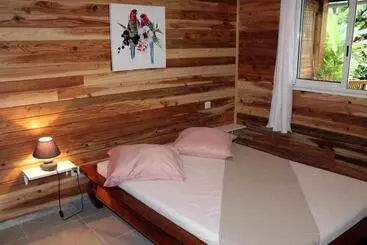 Hostel Chalet De Lise