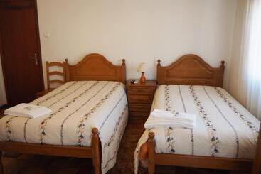 旅馆 Monte Carlo Restaurante E Alojamento Local