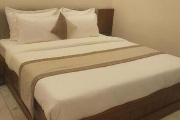 Hotel Parivar Residency