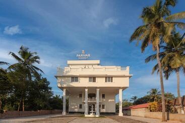 Otel Parivar Residency