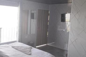 Hotel Neilkanthdhanaulti