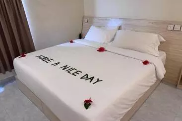 پانسیون Infinite Lagoon