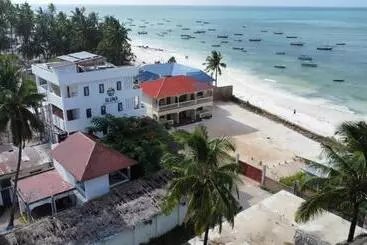 ホテル Aluna Beach Apartments