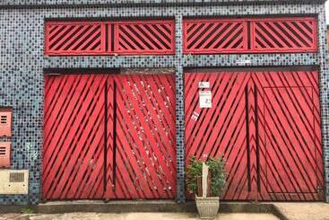 پانسیون Casa Em Bertioga, Bate E Volta 10min Da Praia