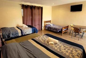 Hotelli Habitaciones Tahiken